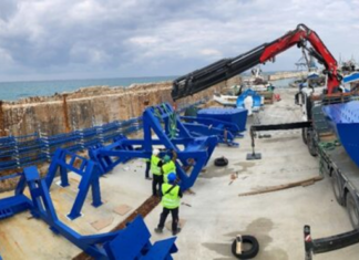 SHELL-BACKED WAVE ENERGY PILOT IN LA MOVES AHEAD WITH LOCAL FLOATER BUILD