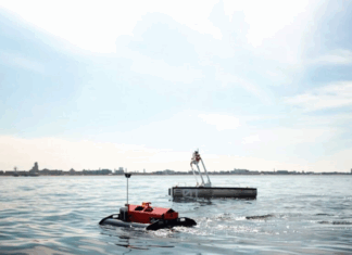 DEMCON TESTS UNCREWED INSPECTION METHODS FOR WAVE ENERGY TECH OFF SCHEVENINGEN
