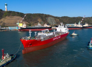 ‘WORLD’S LARGEST’ LCO2 CARRIER HITS THE WATER