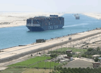 TRICKLE OF CONTAINERSHIPS RETURN TO SUEZ CANAL UNDER DISCOUNT PROGRAM