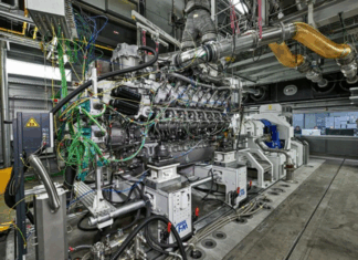 ROLLS-ROYCE: “WORLD’S FIRST” PURE METHANOL MARINE ENGINE ACES TEST