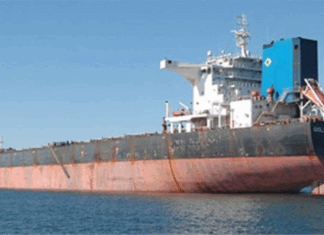 TSB HIGHLIGHTS FREE-FALL LIFEBOAT RISK AS ACCIDENTAL RELEASE INJURES CREW