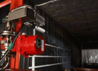 KOREAN TEAM TESTS AI-POWERED AUTOMATIC FIREFIGHTING SYSTEM ABOARD SHIP