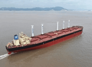 ANEMOI FITS OUT A VALEMAX BULKER WITH FIVE ROTOR SAILS