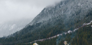 ‘LARGEST AND HEAVIEST’ PART OF $5.1B LNG DEVELOPMENT REACHES CANADIAN SHORES