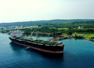 RUSSIAN OIL TANKER ARRIVES OFF CUBA DESPITE U.S. ORDERED EMBARGO