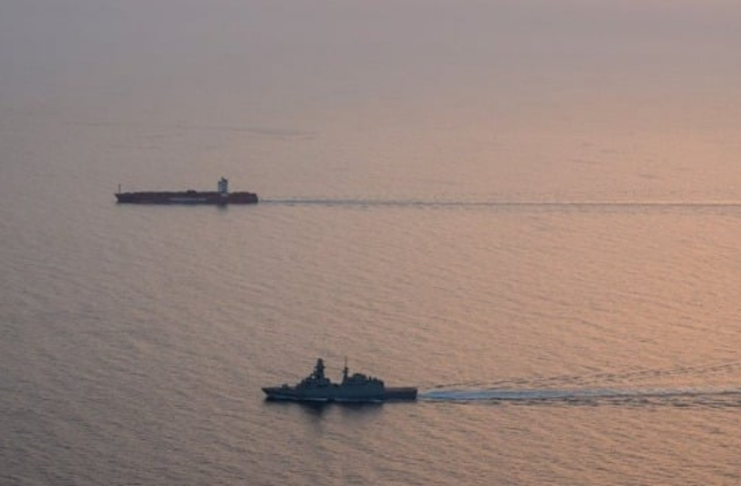 IMO PAUSES PERSIAN GULF EVACUATIONS AFTER CONTAINERSHIP IS ATTACKED