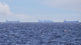 IMO: 400 SHIPS AND 6,000 SEAFARERS ARE STILL UNABLE TO DEPART PERSIAN GULF