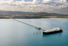 SANTOS EXPANDS OCEANIA LNG EXPOSURE AS EXXONMOBIL TAKES THE REINS