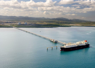 SANTOS EXPANDS OCEANIA LNG EXPOSURE AS EXXONMOBIL TAKES THE REINS