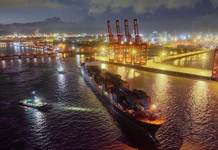 CHINA GROWS ARCTIC CONTAINER ROUTES, REACHING ENGLAND AND OPENING MURMANSK