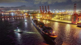 CHINA GROWS ARCTIC CONTAINER ROUTES, REACHING ENGLAND AND OPENING MURMANSK