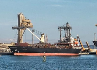 SOMALI NAVY REPORTS RESCUE OF CREW FROM BULKER